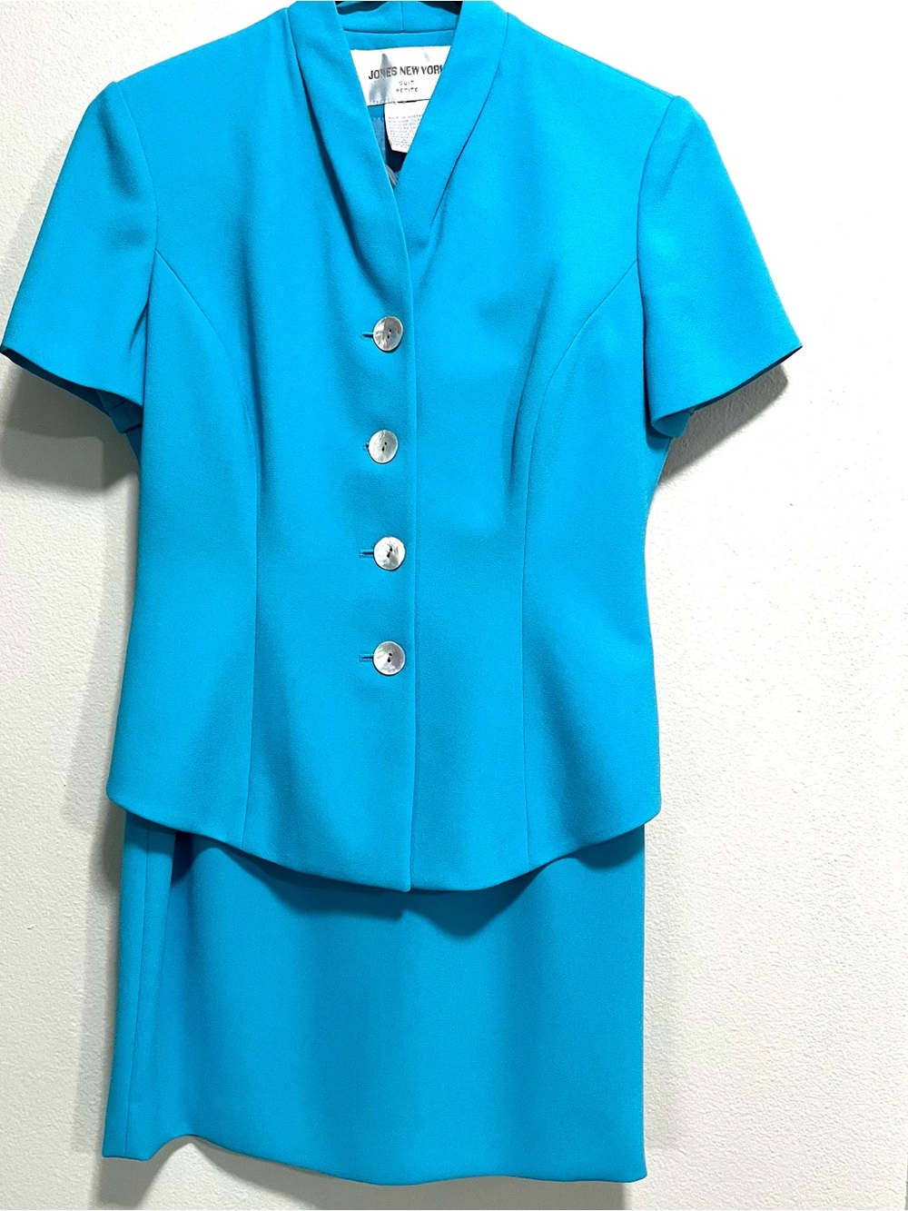 Jones New York Bright Turquoise Two-Piece Skirt Set. 2p